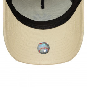Gorra 9Forty New York Yankees League Essentials Beige