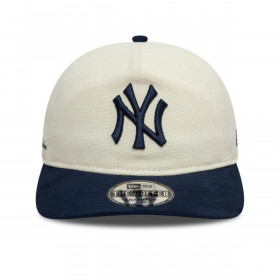 Golfer New York Yankees MLB Side Script Light Beige