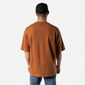 Polera New Era  Heritage Med Brown