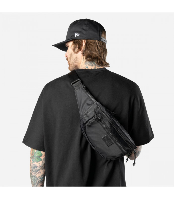 Canguro New Era  Explorer Waist Bag Negro