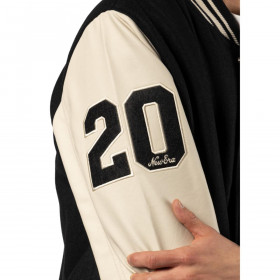 Chaqueta New Era  Heritage Negro