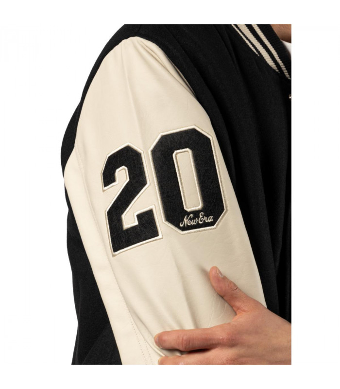 Chaqueta New Era  Heritage Negro