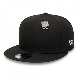 Pin Badge Flag New Era Gris 60856129