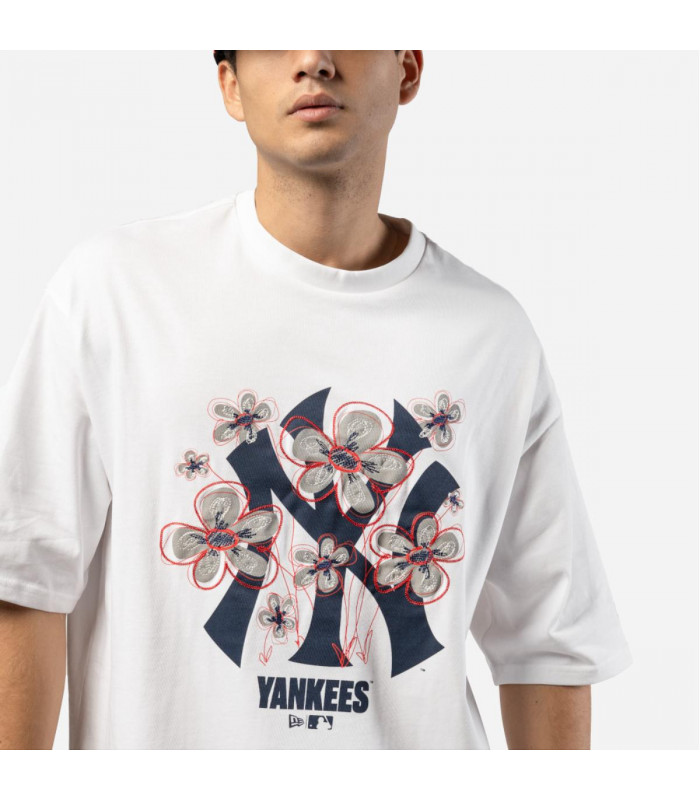 Polera New York Yankees Flower Graphic White