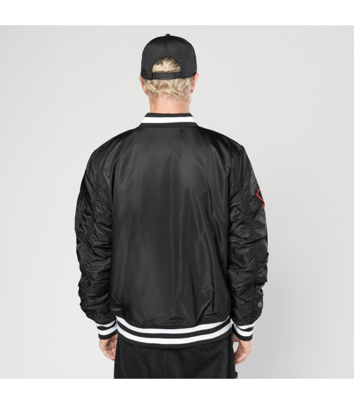 Chaqueta Chicago Bulls Alpha Industries Negro