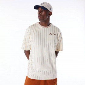 Polera New Era Script Essential Light Beige