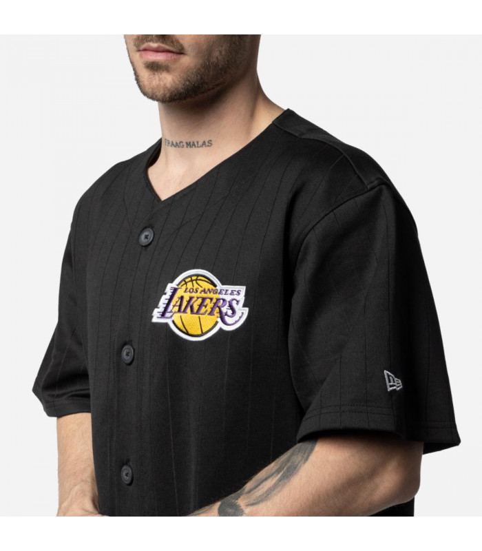 Polera Los Angeles Lakers Off Court Retro Wordmark Negro