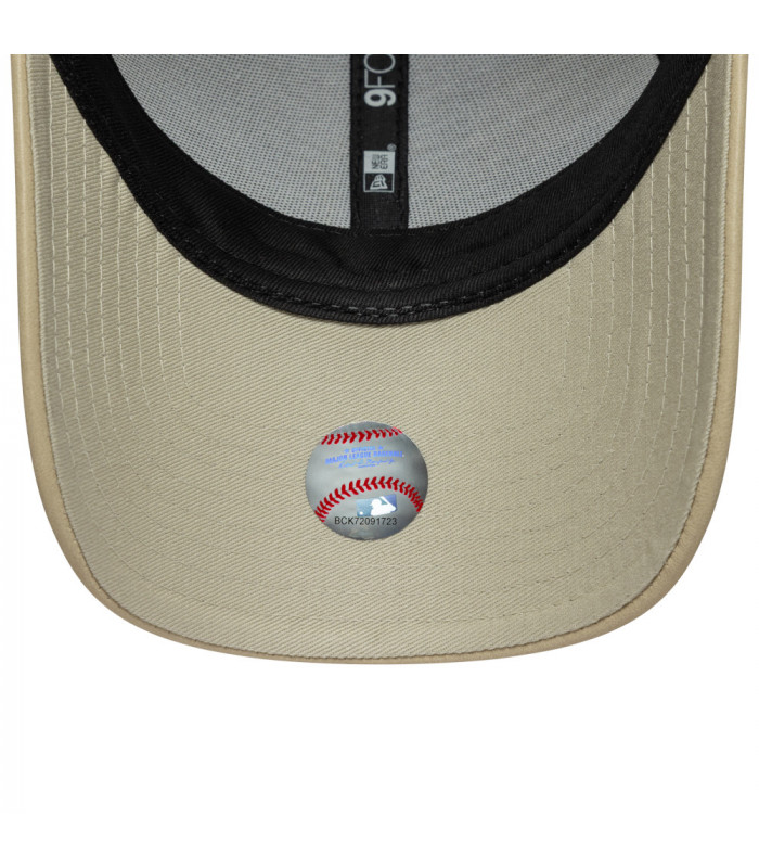 Gorra 9Forty MLB New York Yankees Pu Beige