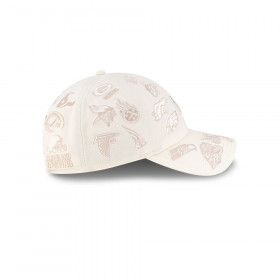 Gorra Casual Classic NFL All Over Bad Bunny Super Tazón Blanco