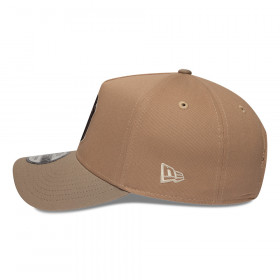 Gorra 9Forty MLB New York Yankees Japan Mocha Mousse Café