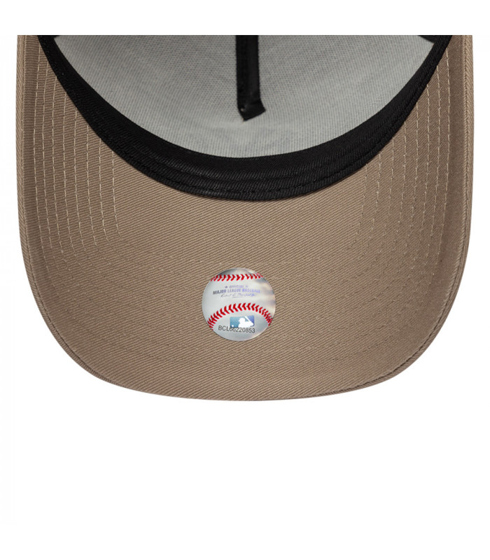 Gorra 9Forty MLB New York Yankees Japan Mocha Mousse Café