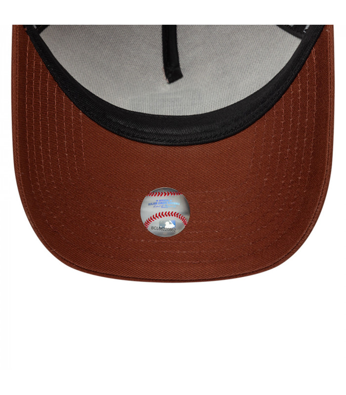 Gorra 9Forty MLB San Diego Padres Japan Mocha Mousse Café