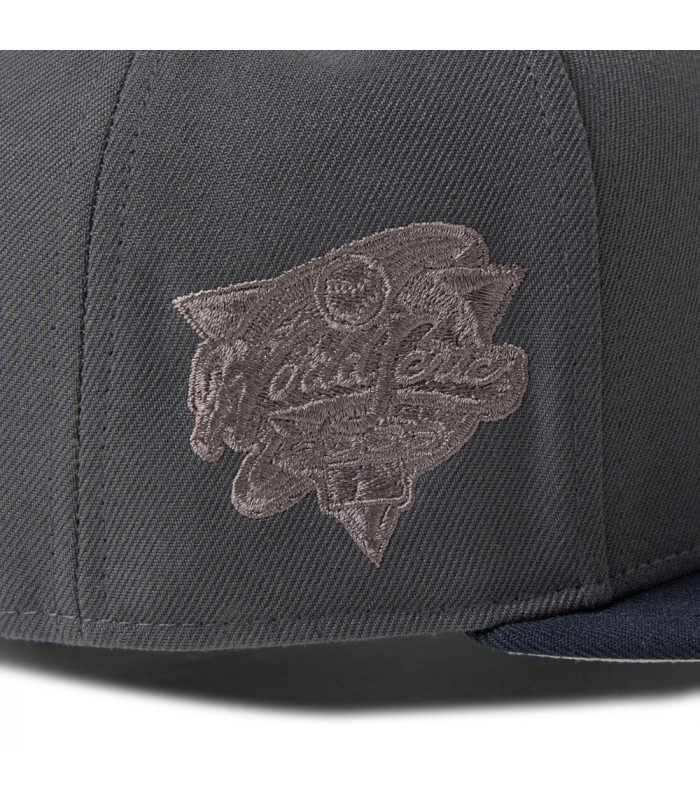 Gorra 59Fifty MLB New York Yankees Tonal Logo Gris