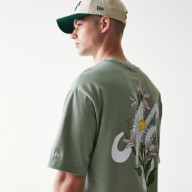 Polera New Era Floral Graphic Verde