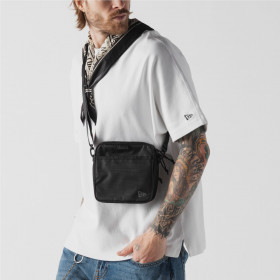 Bolso de Hombro  Squeare Shoulder Pouch Negro